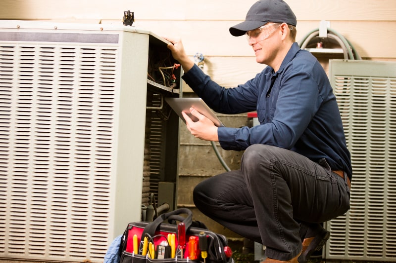 What to Expect from a Fall HVAC Maintenance Visit in Pinecrest, FL